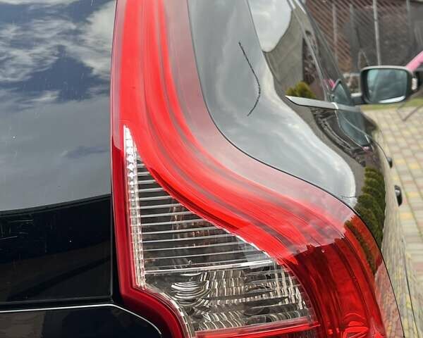 Чорний Вольво ХС60, об'ємом двигуна 0 л та пробігом 238 тис. км за 14950 $, фото 32 на Automoto.ua