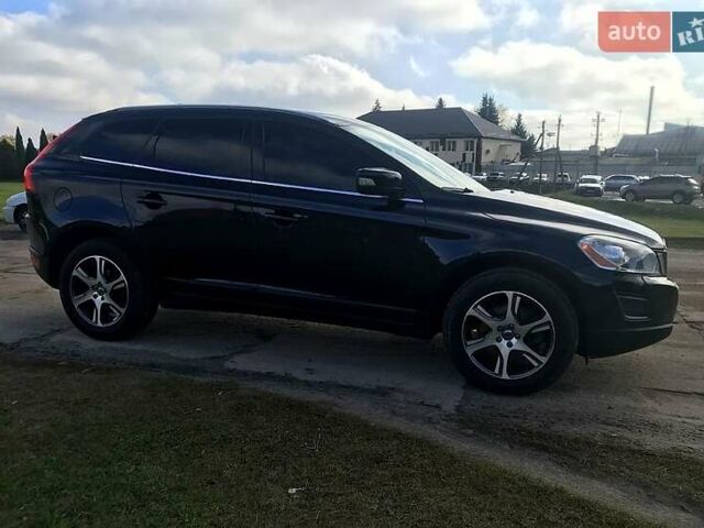 Чорний Вольво ХС60, об'ємом двигуна 2.4 л та пробігом 326 тис. км за 11500 $, фото 17 на Automoto.ua