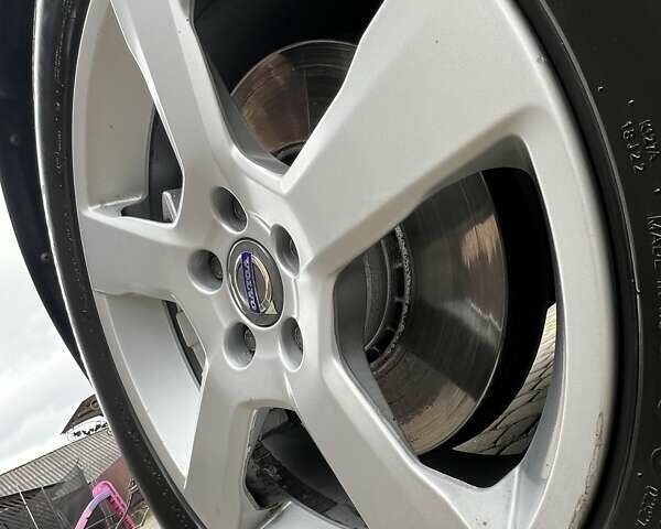 Чорний Вольво ХС60, об'ємом двигуна 0 л та пробігом 238 тис. км за 14950 $, фото 106 на Automoto.ua