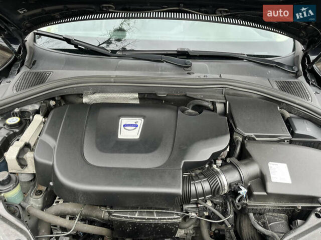 Черный Вольво ХС60, объемом двигателя 2.4 л и пробегом 241 тыс. км за 15450 $, фото 42 на Automoto.ua