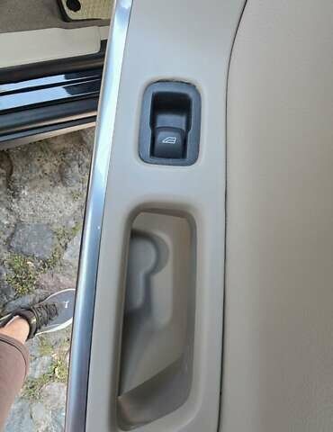 Чорний Вольво ХС60, об'ємом двигуна 2.95 л та пробігом 239 тис. км за 15699 $, фото 29 на Automoto.ua