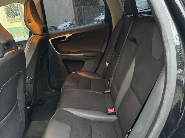 Черный Вольво ХС60, объемом двигателя 2 л и пробегом 191 тыс. км за 8500 $, фото 9 на Automoto.ua