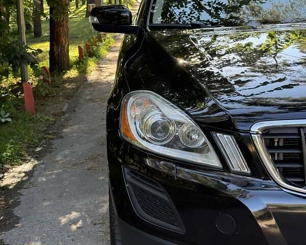 Чорний Вольво ХС60, об'ємом двигуна 2.4 л та пробігом 173 тис. км за 15850 $, фото 3 на Automoto.ua