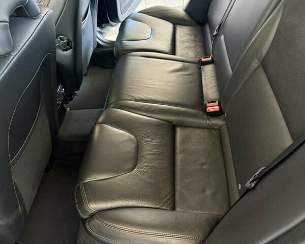 Чорний Вольво ХС60, об'ємом двигуна 2.4 л та пробігом 177 тис. км за 15200 $, фото 4 на Automoto.ua