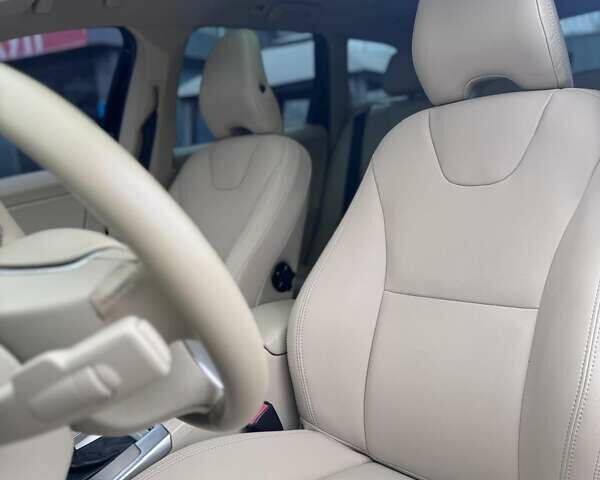 Черный Вольво ХС60, объемом двигателя 2.95 л и пробегом 242 тыс. км за 14500 $, фото 25 на Automoto.ua