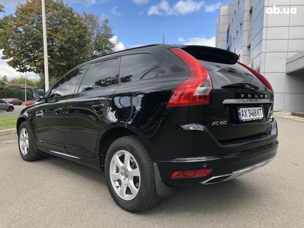 Черный Вольво ХС60, объемом двигателя 2.4 л и пробегом 94 тыс. км за 23500 $, фото 4 на Automoto.ua