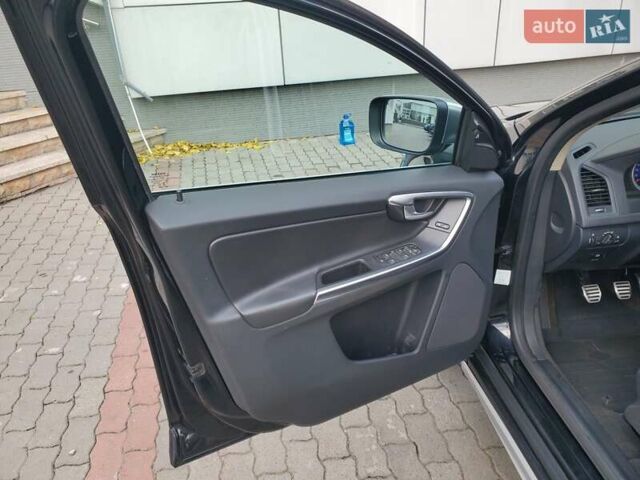 Вольво ХС60 2013 в Хмельницком на Automoto.ua Черный Вольво ХС60, объемом двигателя 2.4 л и пробегом 327 тыс. км за 16500 $, фото 4 на Automoto.ua