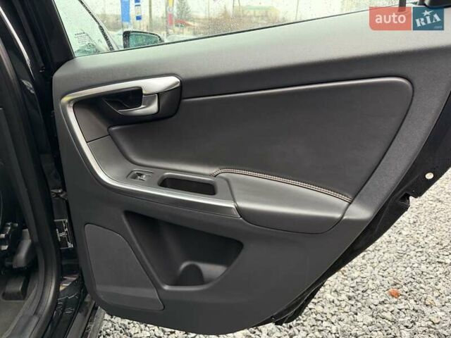 Черный Вольво ХС60, объемом двигателя 1.97 л и пробегом 230 тыс. км за 17000 $, фото 26 на Automoto.ua