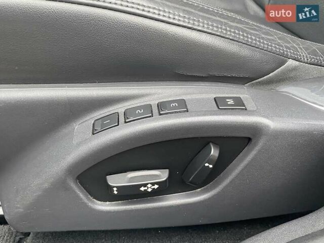 Чорний Вольво ХС60, об'ємом двигуна 2.4 л та пробігом 190 тис. км за 17995 $, фото 23 на Automoto.ua