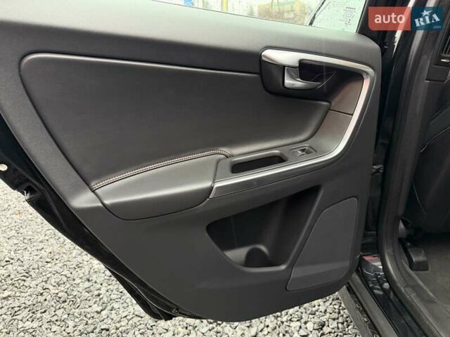 Черный Вольво ХС60, объемом двигателя 1.97 л и пробегом 230 тыс. км за 17000 $, фото 25 на Automoto.ua