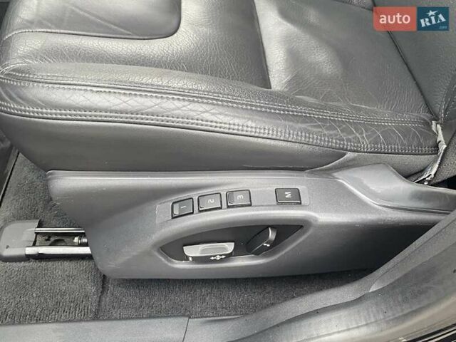 Чорний Вольво ХС60, об'ємом двигуна 2.4 л та пробігом 190 тис. км за 17995 $, фото 24 на Automoto.ua