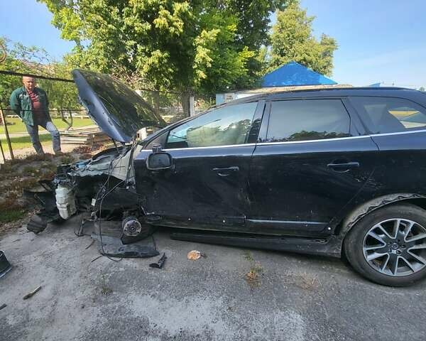 Чорний Вольво ХС60, об'ємом двигуна 2.4 л та пробігом 285 тис. км за 5500 $, фото 2 на Automoto.ua