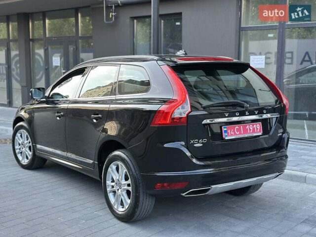 Чорний Вольво ХС60, об'ємом двигуна 2.4 л та пробігом 245 тис. км за 17999 $, фото 8 на Automoto.ua