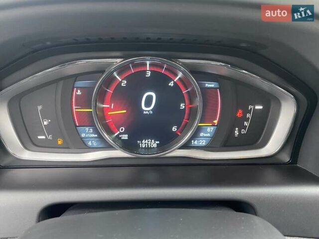 Чорний Вольво ХС60, об'ємом двигуна 2.4 л та пробігом 190 тис. км за 17995 $, фото 16 на Automoto.ua