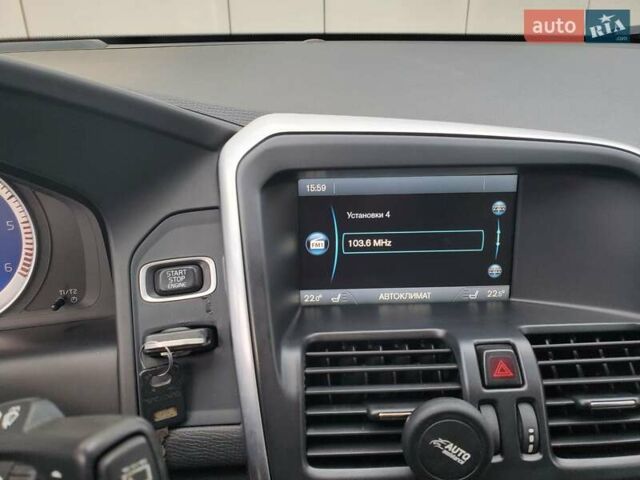 Вольво ХС60 2013 в Хмельницком на Automoto.ua Черный Вольво ХС60, объемом двигателя 2.4 л и пробегом 327 тыс. км за 16500 $, фото 14 на Automoto.ua