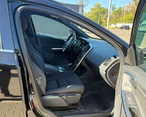 Черный Вольво ХС60, объемом двигателя 2.4 л и пробегом 191 тыс. км за 18000 $, фото 5 на Automoto.ua