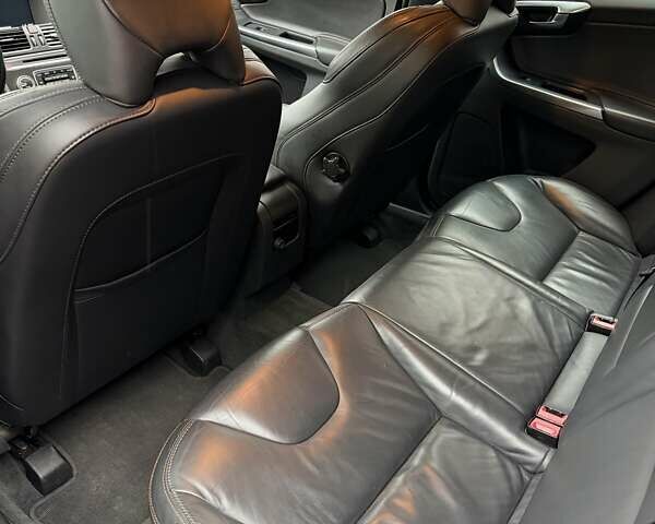 Черный Вольво ХС60, объемом двигателя 1.97 л и пробегом 230 тыс. км за 17000 $, фото 24 на Automoto.ua