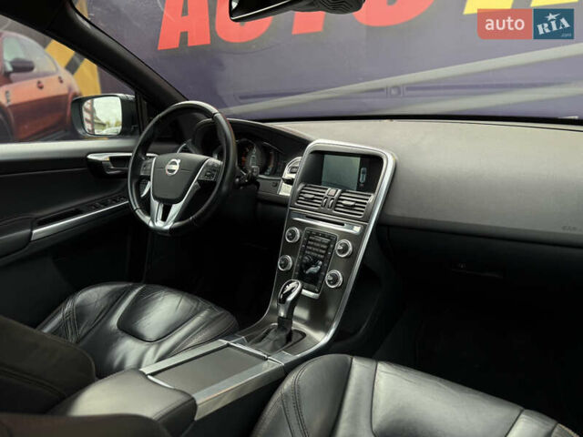 Вольво ХС60 2013 в Стрые на Automoto.ua Черный Вольво ХС60, объемом двигателя 1.97 л и пробегом 230 тыс. км за 17499 $, фото 48 на Automoto.ua