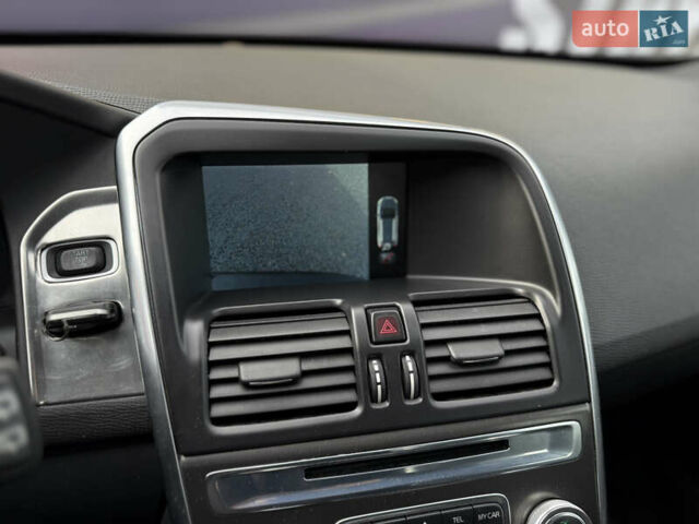 Вольво ХС60 2013 в Стрые на Automoto.ua Черный Вольво ХС60, объемом двигателя 1.97 л и пробегом 230 тыс. км за 17499 $, фото 31 на Automoto.ua