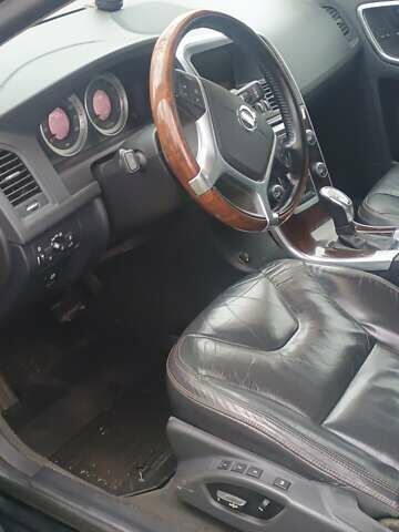 Черный Вольво ХС60, объемом двигателя 2.95 л и пробегом 305 тыс. км за 13300 $, фото 7 на Automoto.ua