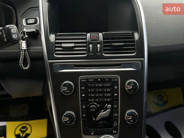 Чорний Вольво ХС60, об'ємом двигуна 2.4 л та пробігом 304 тис. км за 17200 $, фото 19 на Automoto.ua