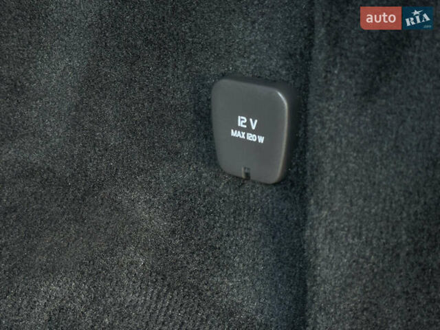 Черный Вольво ХС60, объемом двигателя 2 л и пробегом 230 тыс. км за 19950 $, фото 77 на Automoto.ua