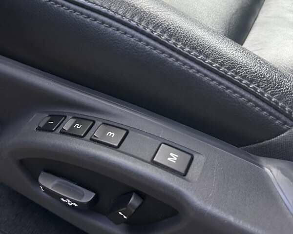 Вольво ХС60 2014 в Умани на Automoto.ua Черный Вольво ХС60, объемом двигателя 2.95 л и пробегом 101 тыс. км за 16950 $, фото 6 на Automoto.ua