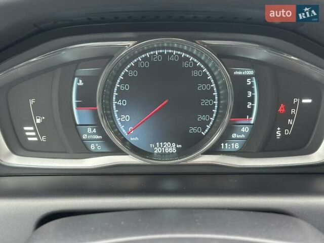 Чорний Вольво ХС60, об'ємом двигуна 2.4 л та пробігом 201 тис. км за 24600 $, фото 50 на Automoto.ua