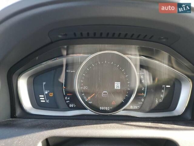 Вольво ХС60 2014 в Одессе на Automoto.ua Черный Вольво ХС60, объемом двигателя 1.97 л и пробегом 112 тыс. км за 2500 $, фото 8 на Automoto.ua