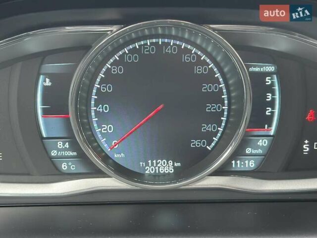 Чорний Вольво ХС60, об'ємом двигуна 2.4 л та пробігом 201 тис. км за 24600 $, фото 51 на Automoto.ua