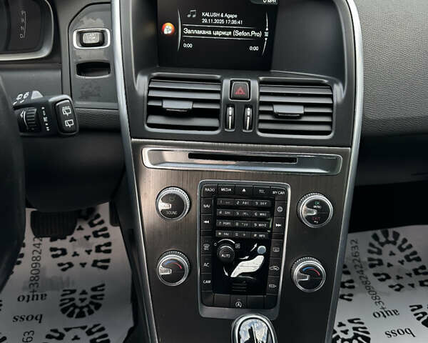 Чорний Вольво ХС60, об'ємом двигуна 2 л та пробігом 236 тис. км за 11850 $, фото 11 на Automoto.ua