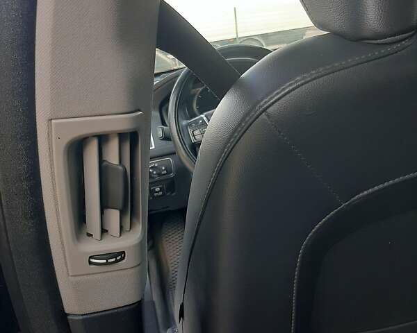 Чорний Вольво ХС60, об'ємом двигуна 2.4 л та пробігом 320 тис. км за 17500 $, фото 39 на Automoto.ua