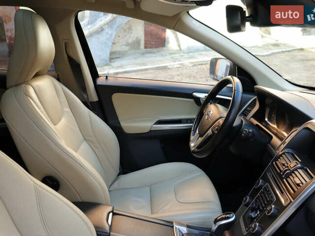 Черный Вольво ХС60, объемом двигателя 2.4 л и пробегом 234 тыс. км за 18799 $, фото 158 на Automoto.ua