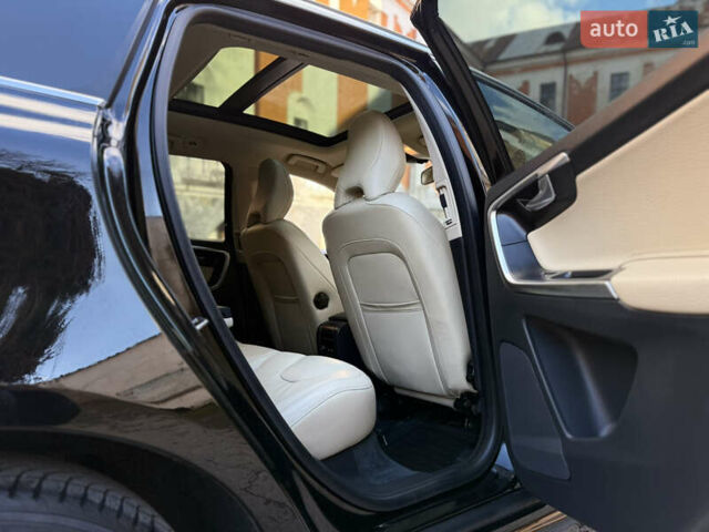 Черный Вольво ХС60, объемом двигателя 2.4 л и пробегом 234 тыс. км за 18799 $, фото 146 на Automoto.ua