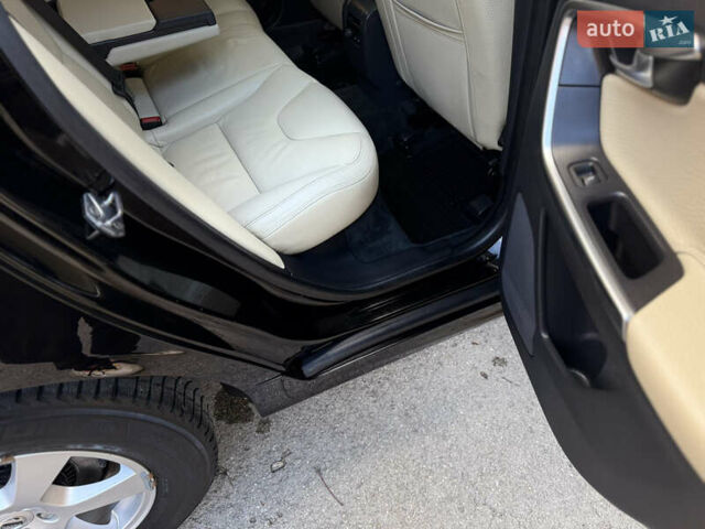 Черный Вольво ХС60, объемом двигателя 2.4 л и пробегом 234 тыс. км за 18799 $, фото 143 на Automoto.ua