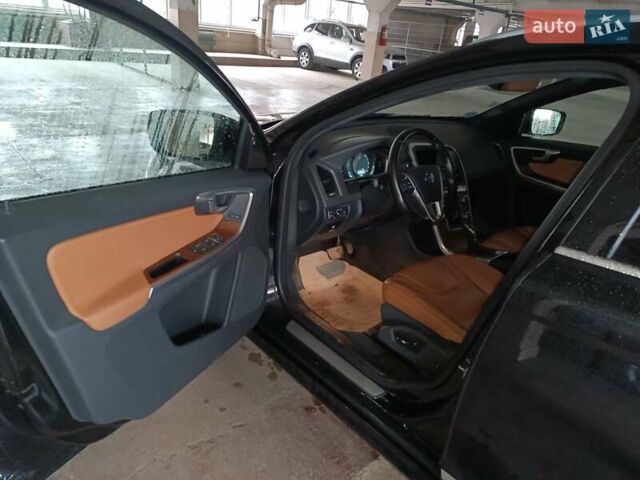 Черный Вольво ХС60, объемом двигателя 2.4 л и пробегом 144 тыс. км за 21999 $, фото 13 на Automoto.ua