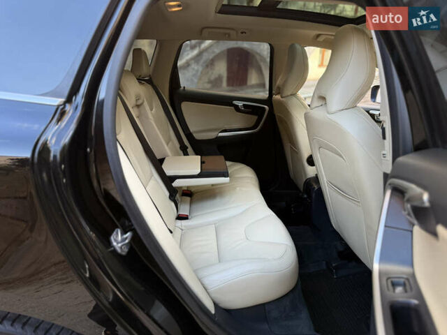 Черный Вольво ХС60, объемом двигателя 2.4 л и пробегом 234 тыс. км за 18799 $, фото 144 на Automoto.ua