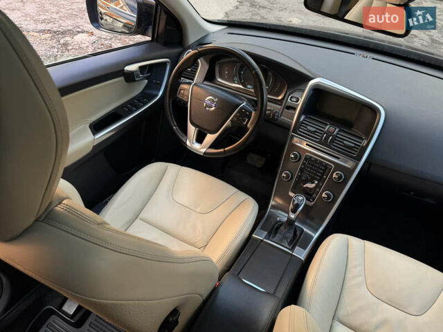 Черный Вольво ХС60, объемом двигателя 2.4 л и пробегом 234 тыс. км за 18799 $, фото 137 на Automoto.ua