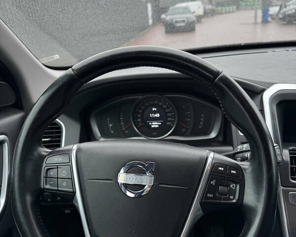 Чорний Вольво ХС60, об'ємом двигуна 2.4 л та пробігом 310 тис. км за 17300 $, фото 9 на Automoto.ua