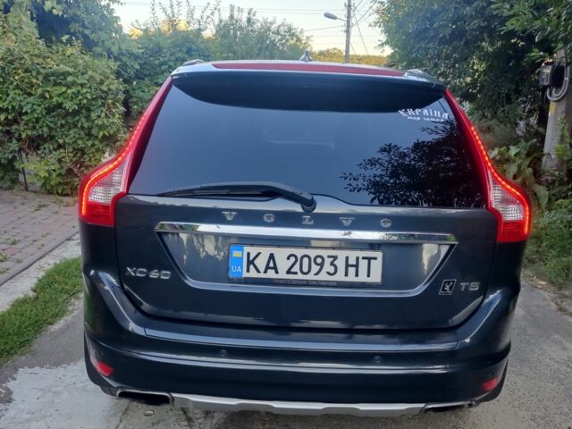 Чорний Вольво ХС60, об'ємом двигуна 2 л та пробігом 188 тис. км за 15800 $, фото 4 на Automoto.ua