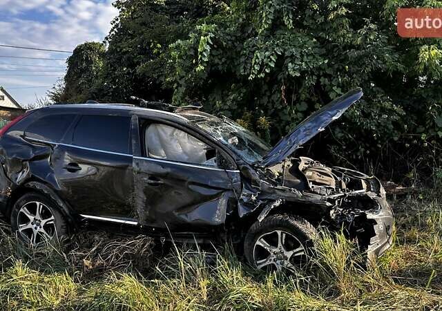 Чорний Вольво ХС60, об'ємом двигуна 3 л та пробігом 205 тис. км за 5200 $, фото 4 на Automoto.ua