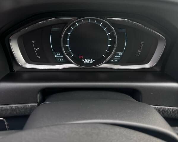 Вольво ХС60 2014 в Умани на Automoto.ua Черный Вольво ХС60, объемом двигателя 2.95 л и пробегом 101 тыс. км за 16950 $, фото 1 на Automoto.ua