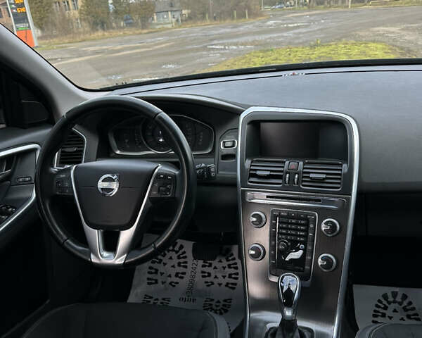 Чорний Вольво ХС60, об'ємом двигуна 2 л та пробігом 236 тис. км за 11850 $, фото 19 на Automoto.ua