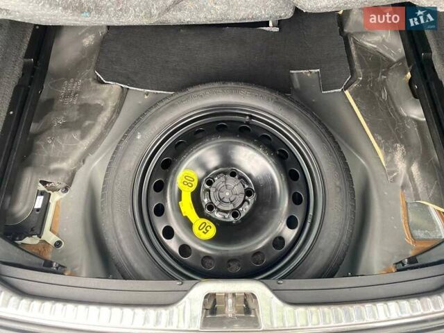 Чорний Вольво ХС60, об'ємом двигуна 2 л та пробігом 301 тис. км за 12900 $, фото 27 на Automoto.ua