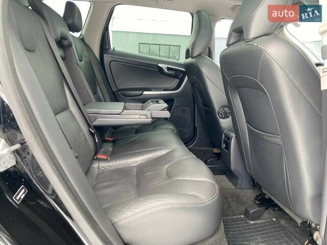 Чорний Вольво ХС60, об'ємом двигуна 2 л та пробігом 301 тис. км за 12900 $, фото 17 на Automoto.ua