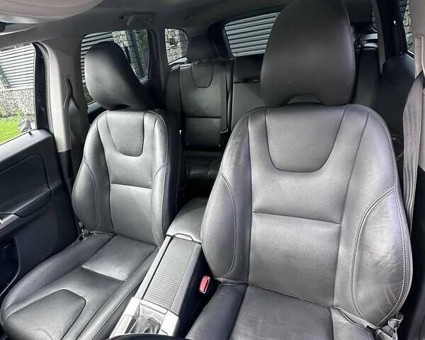 Вольво ХС60 2014 в Умани на Automoto.ua Черный Вольво ХС60, объемом двигателя 2.95 л и пробегом 101 тыс. км за 16950 $, фото 4 на Automoto.ua