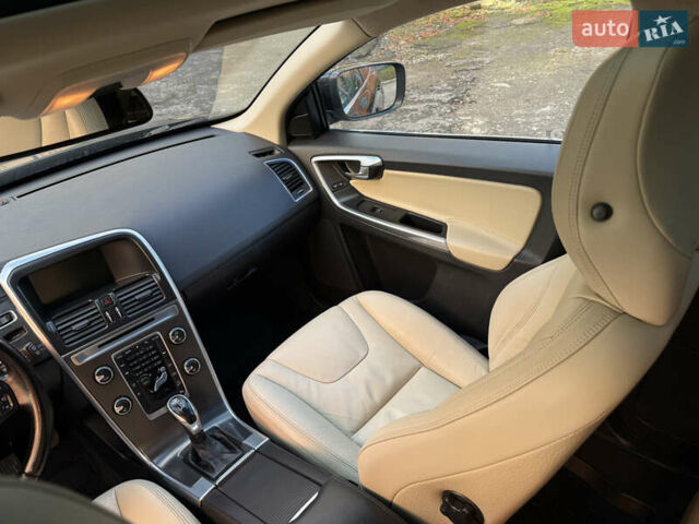 Черный Вольво ХС60, объемом двигателя 2.4 л и пробегом 234 тыс. км за 18799 $, фото 136 на Automoto.ua