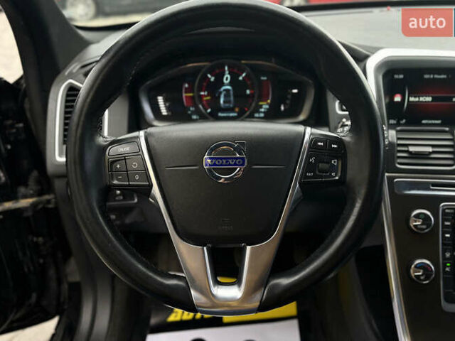 Чорний Вольво ХС60, об'ємом двигуна 2.4 л та пробігом 304 тис. км за 17200 $, фото 17 на Automoto.ua