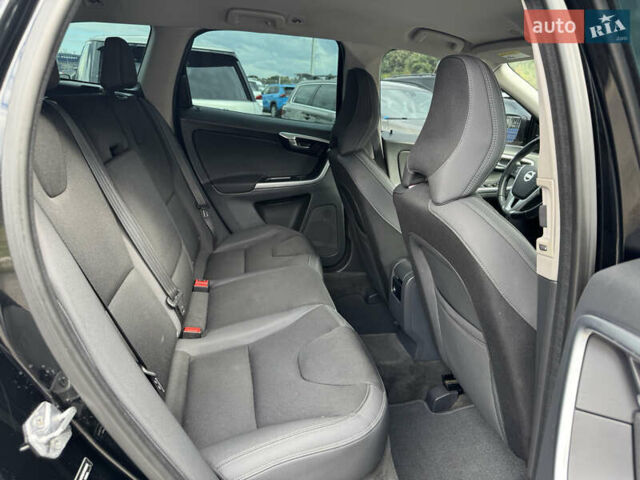 Черный Вольво ХС60, объемом двигателя 2 л и пробегом 246 тыс. км за 12200 $, фото 21 на Automoto.ua