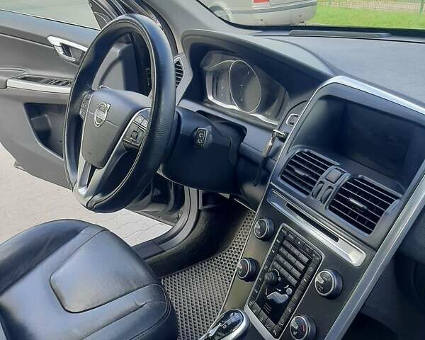 Чорний Вольво ХС60, об'ємом двигуна 2.4 л та пробігом 320 тис. км за 17500 $, фото 31 на Automoto.ua